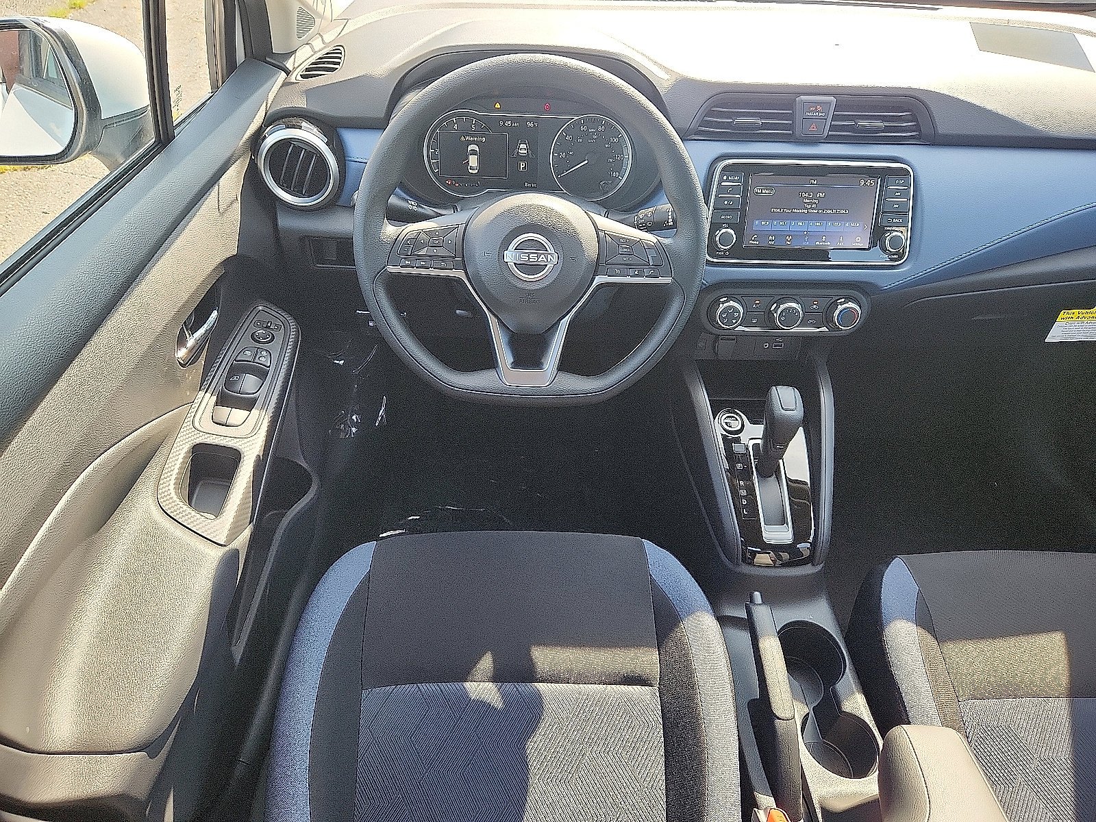 2025 Nissan Versa Sedan SV - Photo 8