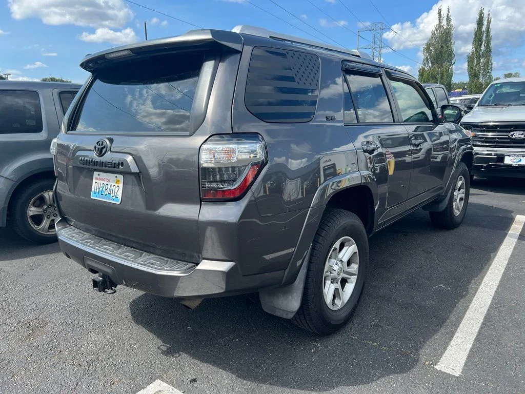 Used 2014 Gray Toyota SR5 Premium image 8