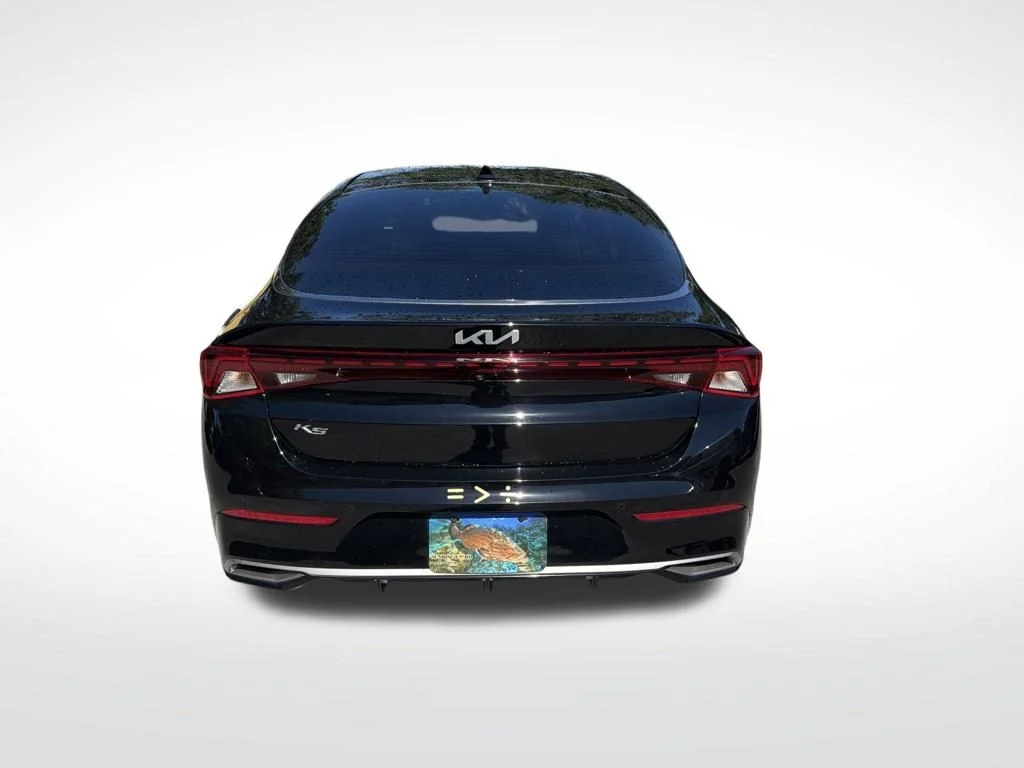 Used 2022 Ebony Black Kia EX image 7