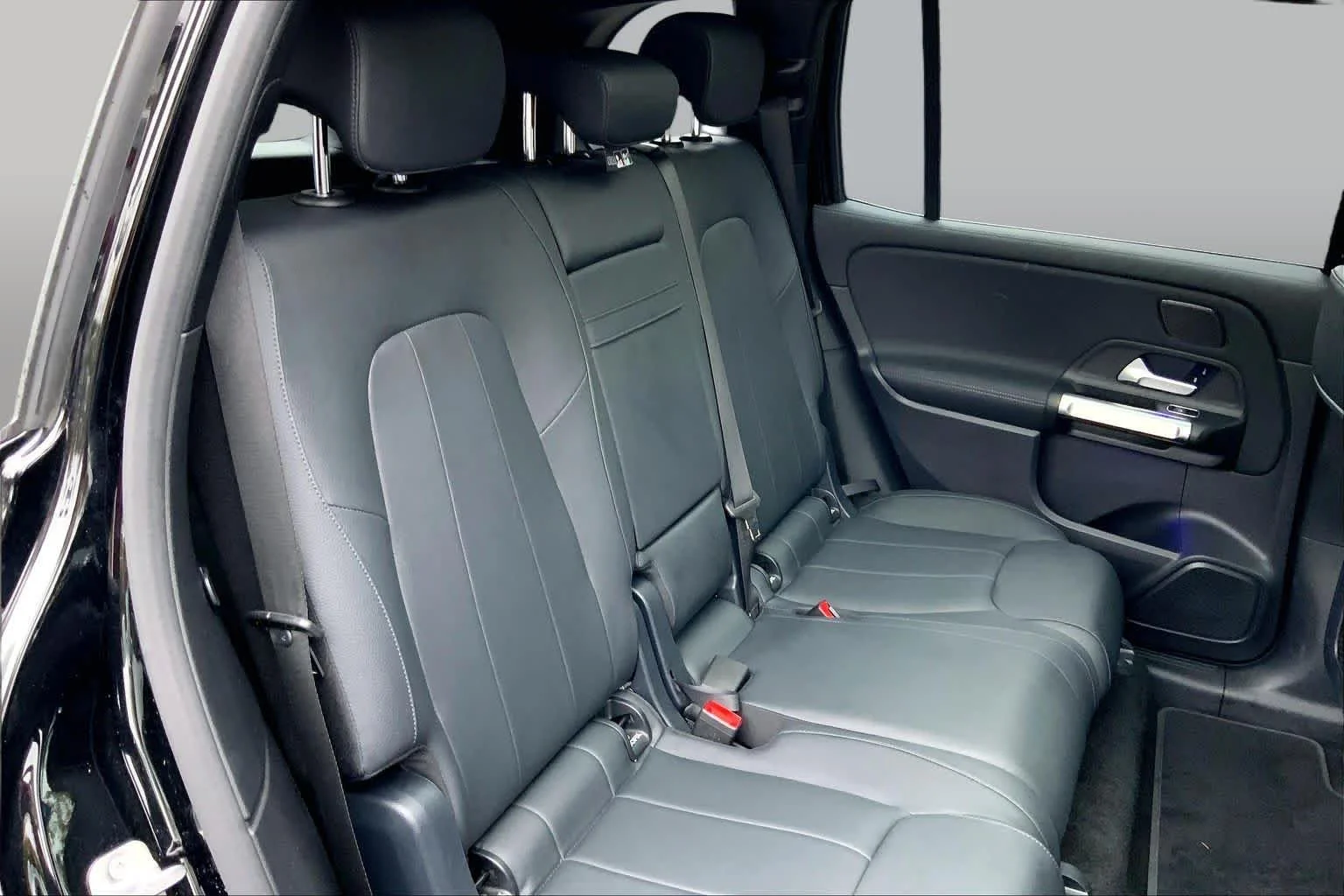 Used 2024 Night Black Mercedes-Benz EQB 300 image 19