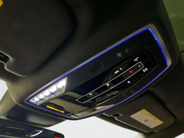 2023 Audi S8 Base - Photo 32