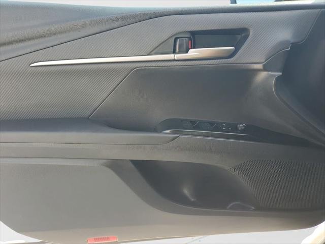 Certified Used 2025 ICE CAP Toyota  image 18