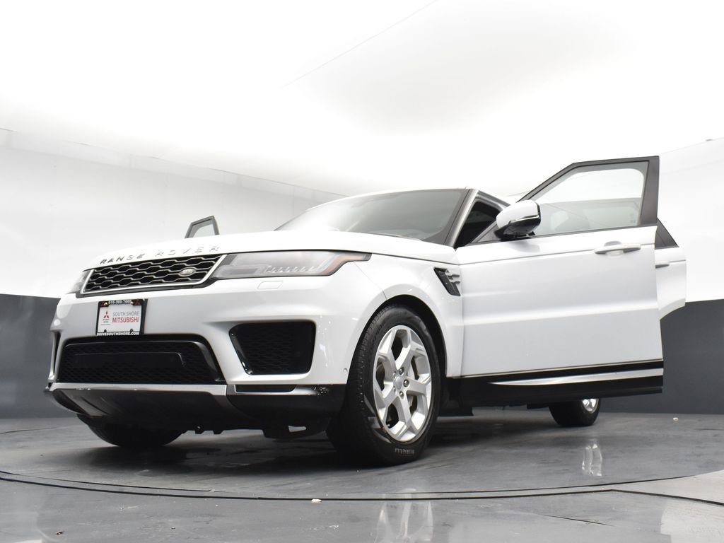 Used 2019 White Land Rover HSE image 33