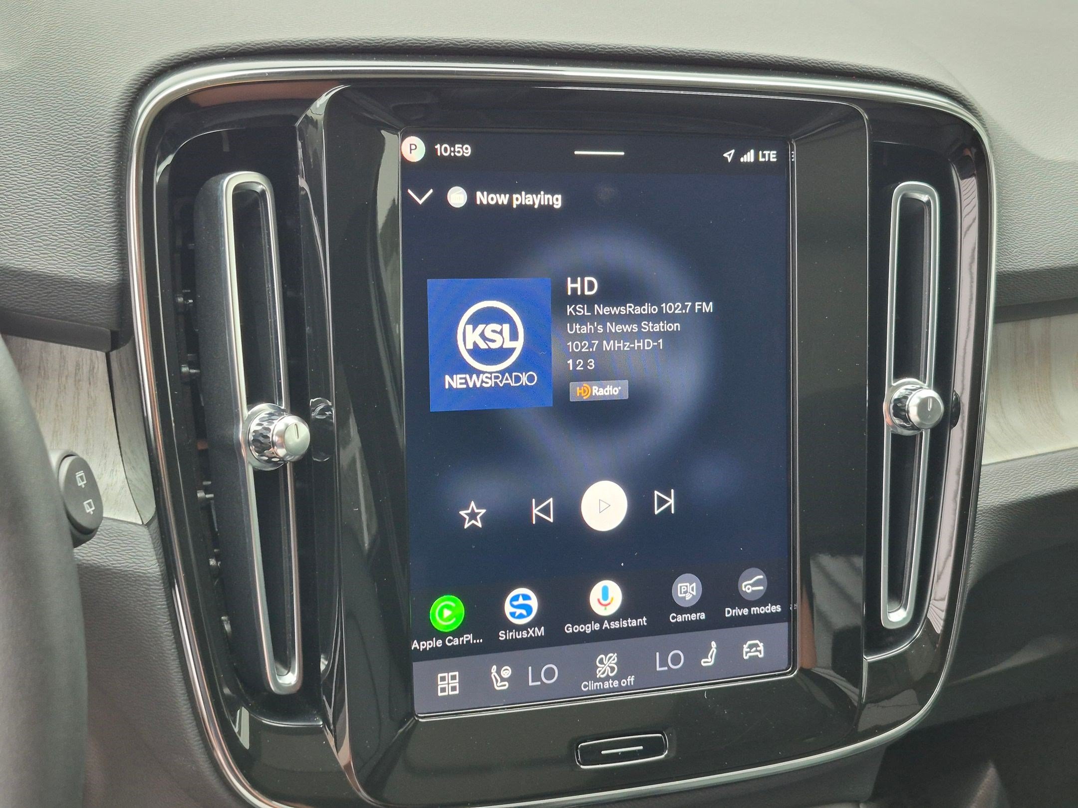 Certified Used 2026 Cloud Blue Volvo Plus image 21