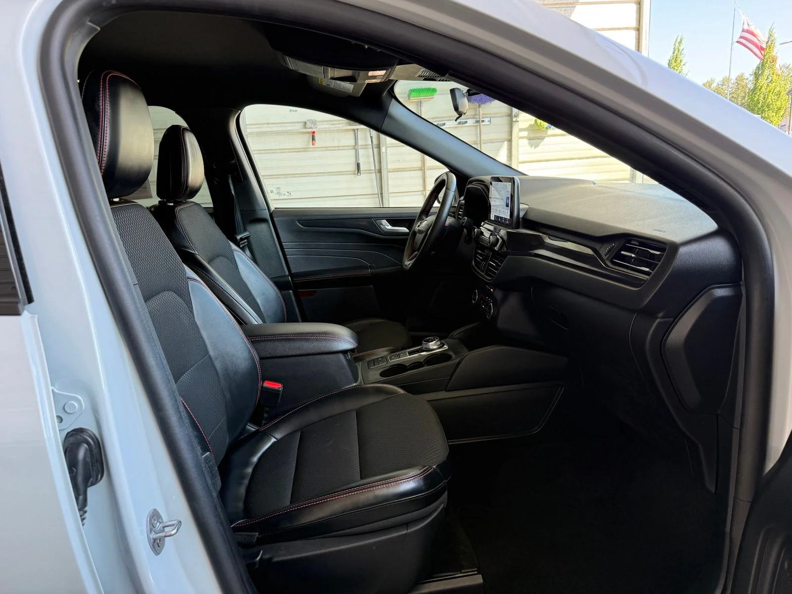 Used 2025 Silver Ford ST-Line Select image 10