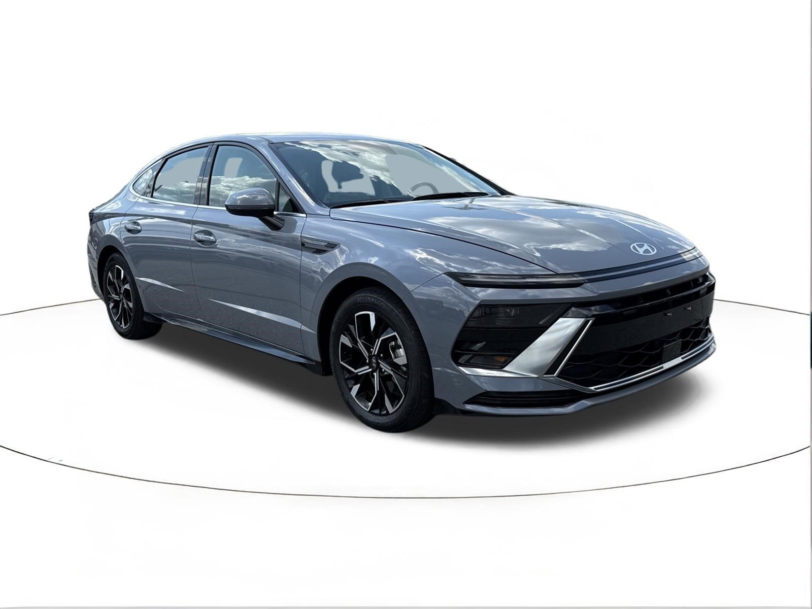 Used 2025 Transmission Blue Hyundai SEL image 1