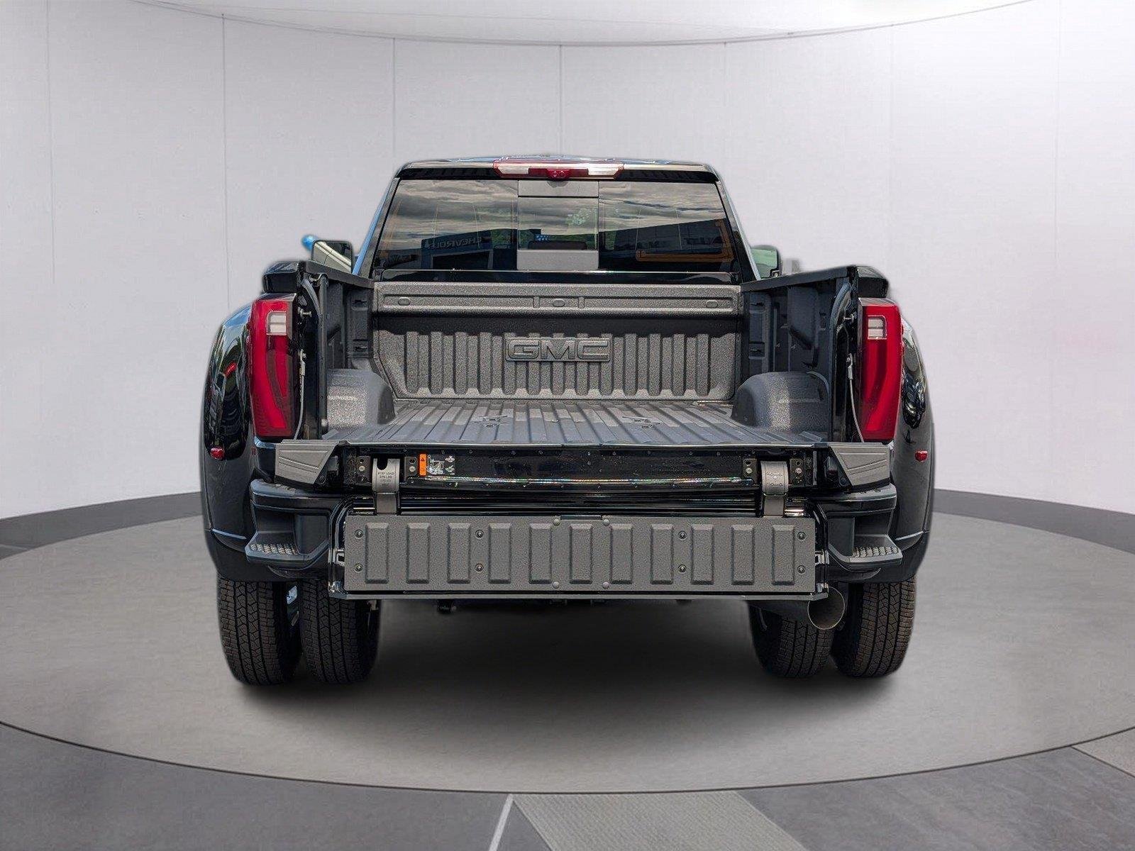 New 2026 Onyx Black GMC Denali Ultimate DRW image 5