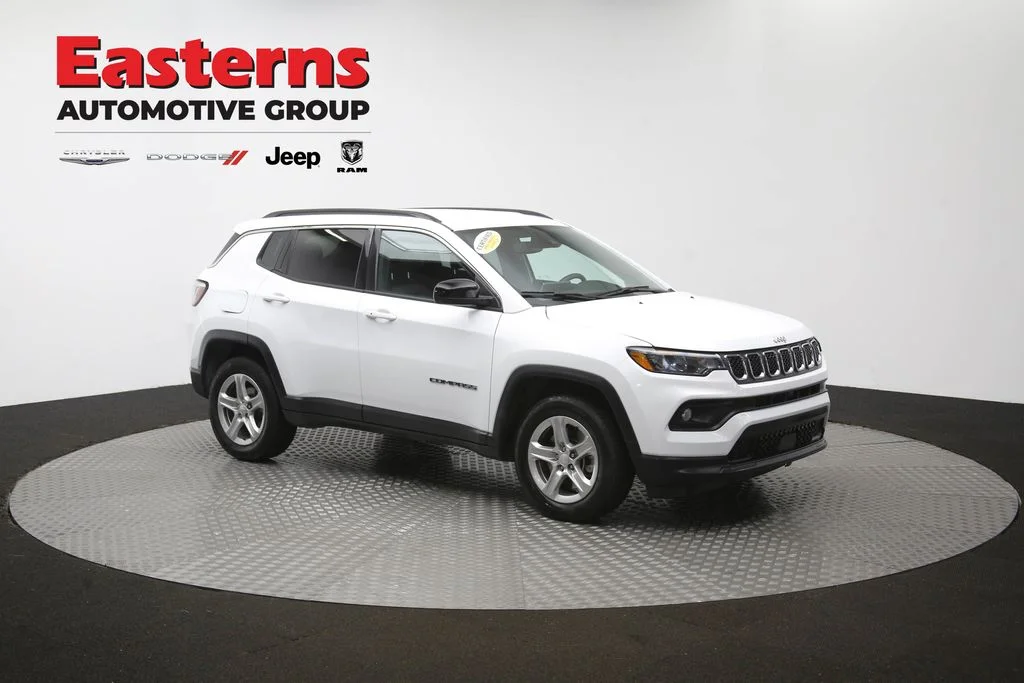 Certified Used 2024 White Jeep Latitude image 47