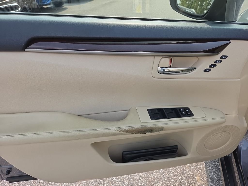 Used 2013 Nebula Gray Pearl Lexus 350 image 13