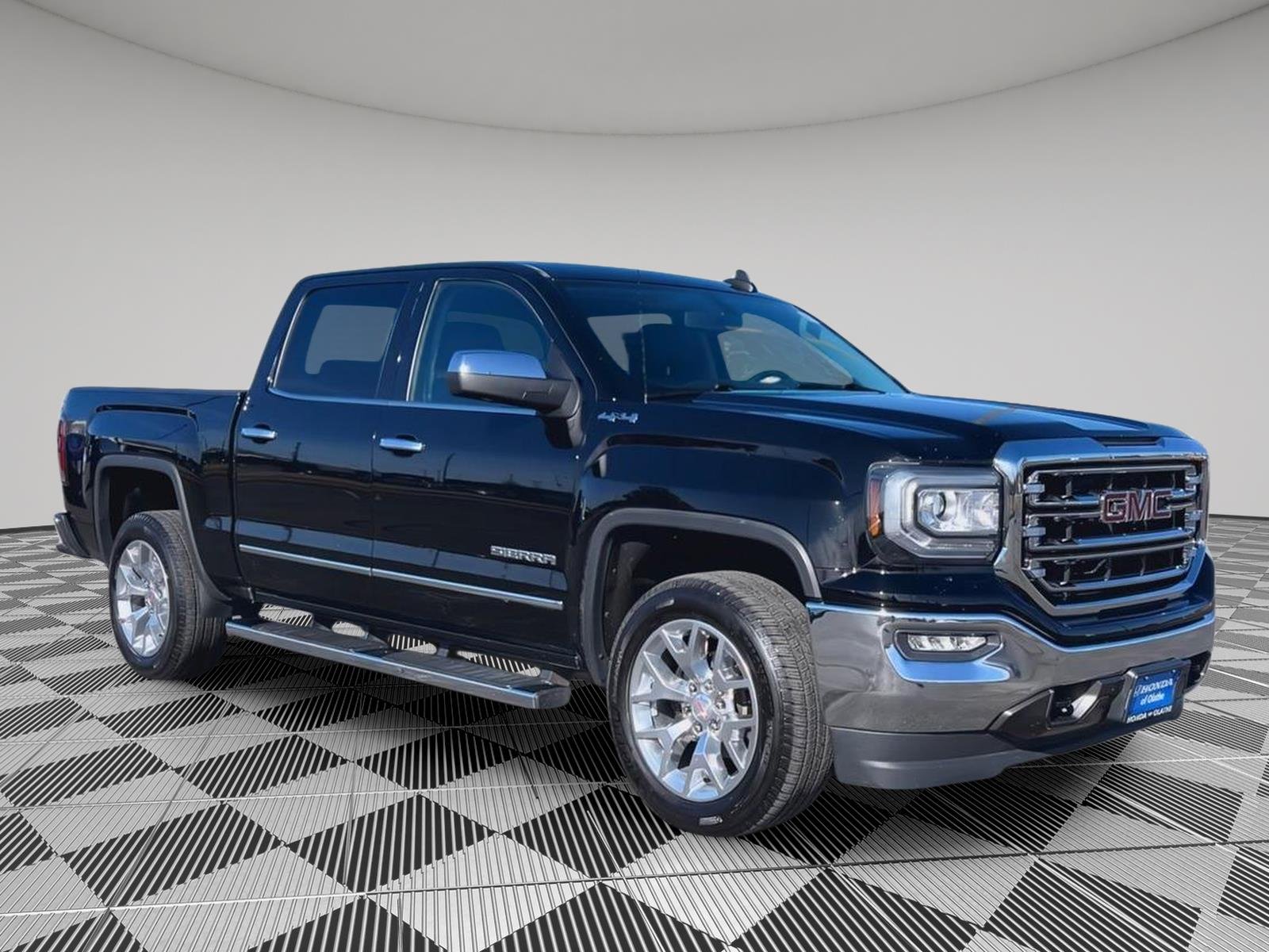 Used 2018 GMC Sierra 1500 SLT with VIN 3GTU2NEC9JG573357 for sale in Kansas City