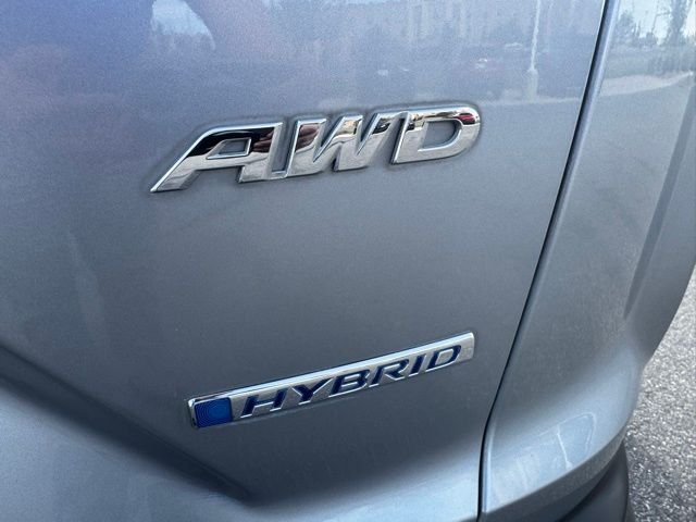 Used 2021 Silver Honda EX image 9
