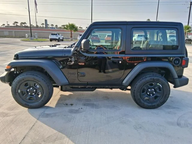 New 2026 Black Clear-Coat Exterior Paint Jeep Sport image 4