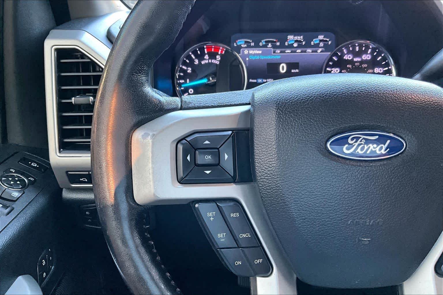 Used 2019 Agate Black Ford LARIAT image 24