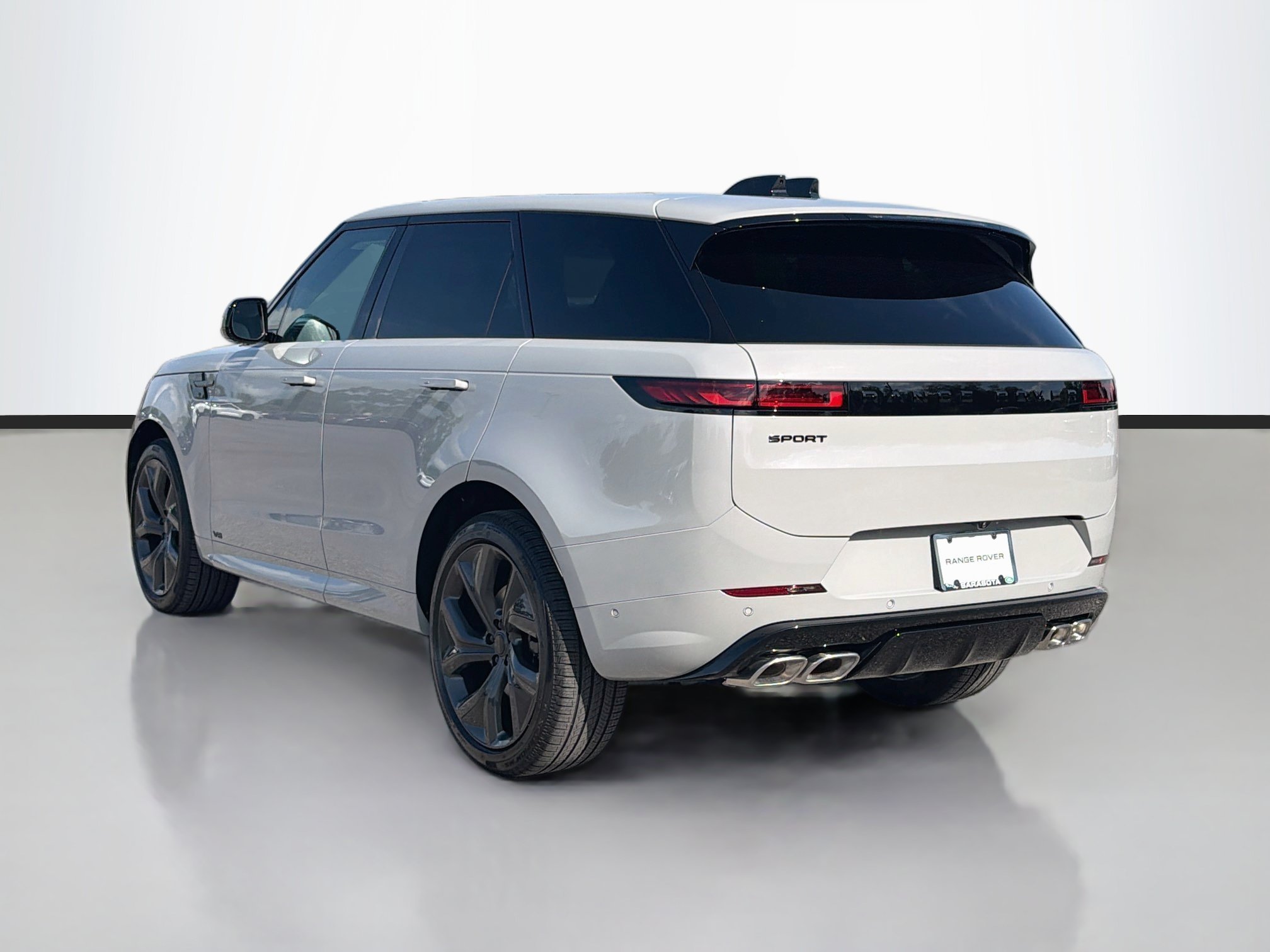 New 2026 Borasco Grey LAND ROVER Autobiography image 3