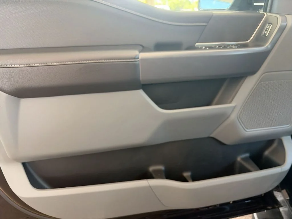 2025 Ford F-150 XLT - Photo 26