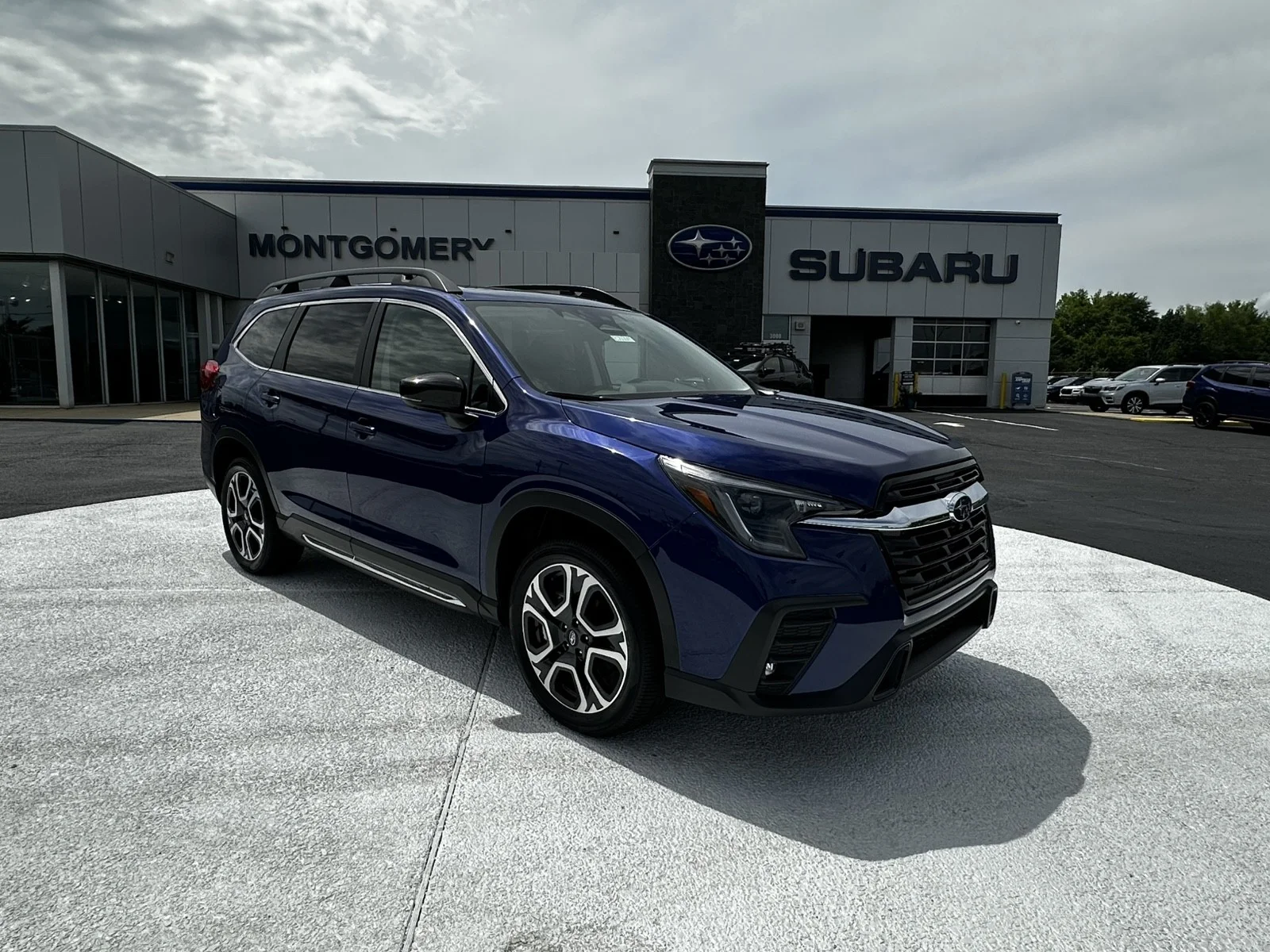 2026 Subaru Ascent Limited 7 Passenger's photo