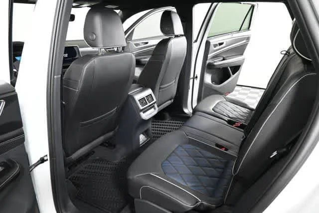 2026 Volkswagen Atlas Cross Sport SEL Premium R-LINE - Photo 23