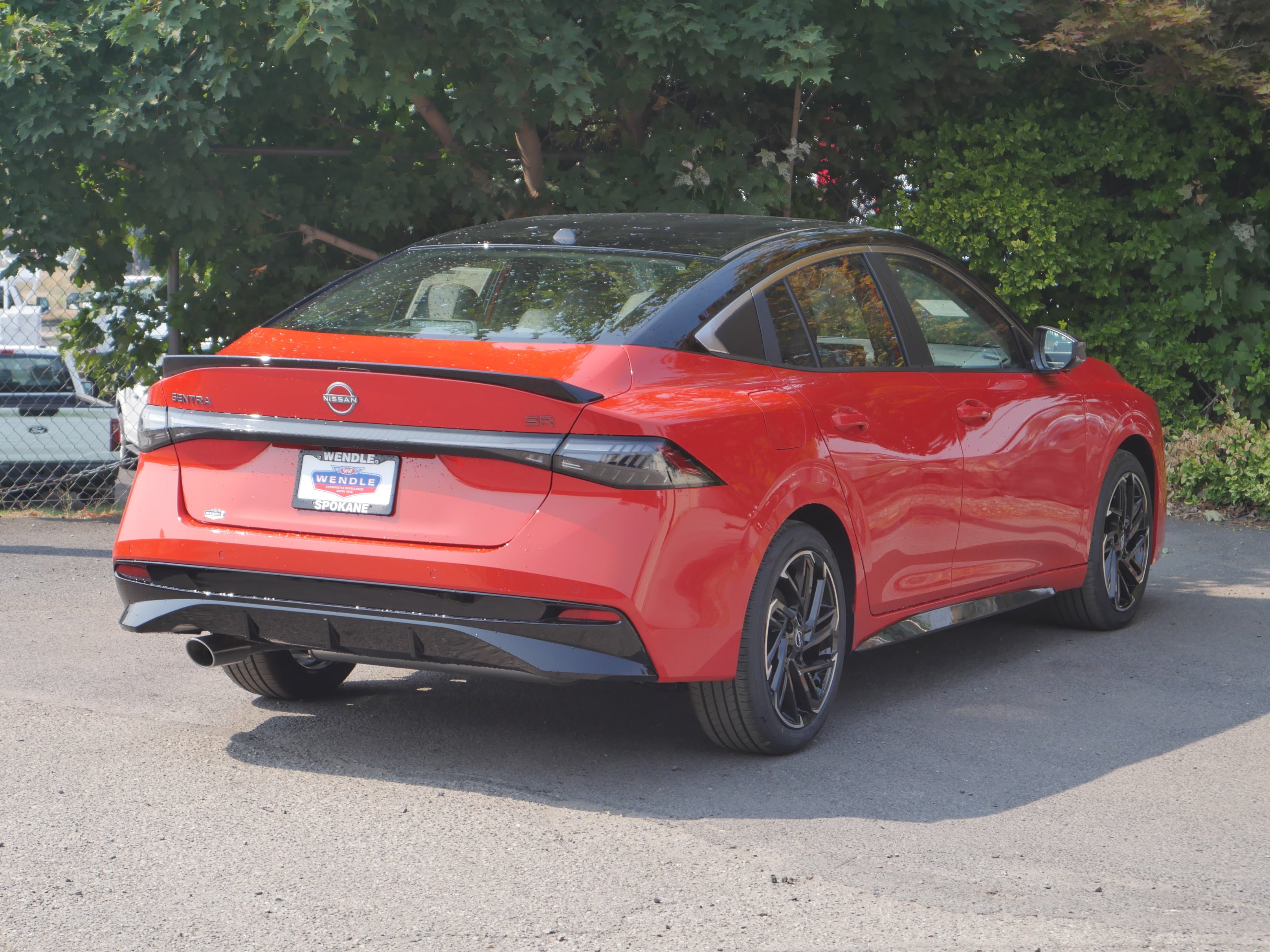 New 2026 Energetic Ember / Super Black Two-tone Nissan SR image 22