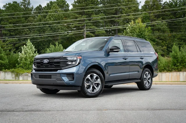 2027 Ford Expedition Active