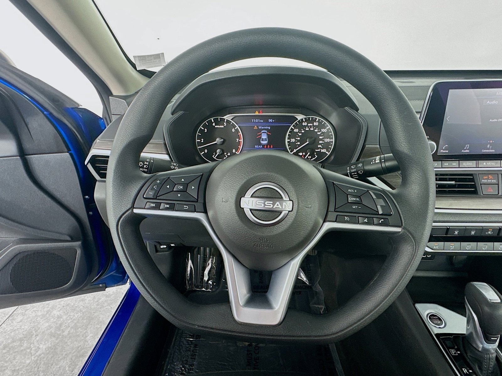 2025 Nissan Altima SV - Photo 13