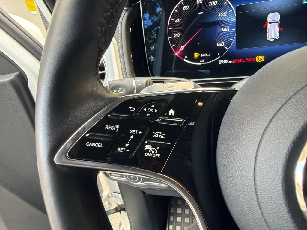 Used 2025 White Mercedes-Benz G 550 image 54