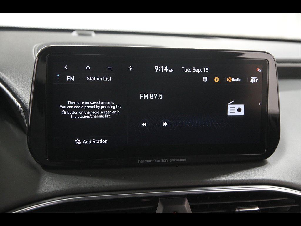 2023 Hyundai Santa Fe Limited HEV - Photo 11