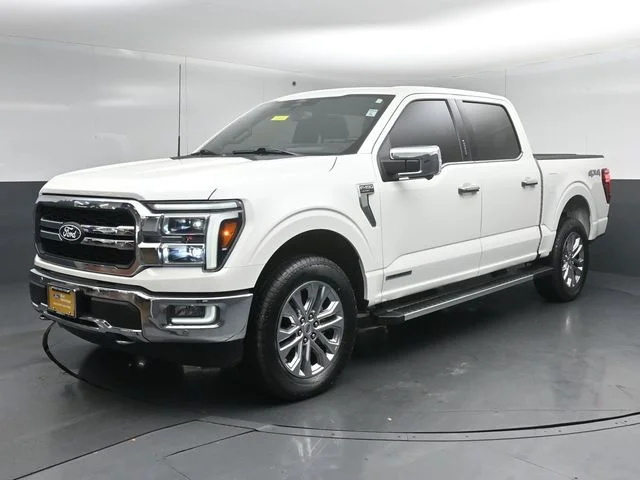 Used 2024 White Ford Lariat image 3