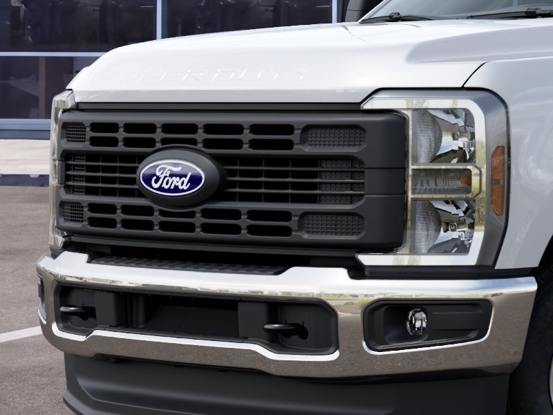 New 2027 Oxford White Ford XL image 17