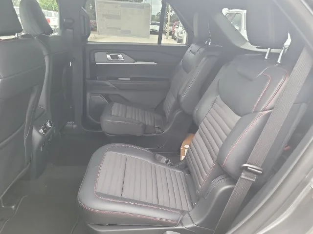 New 2027 Gray Metallic Ford ST-Line image 14