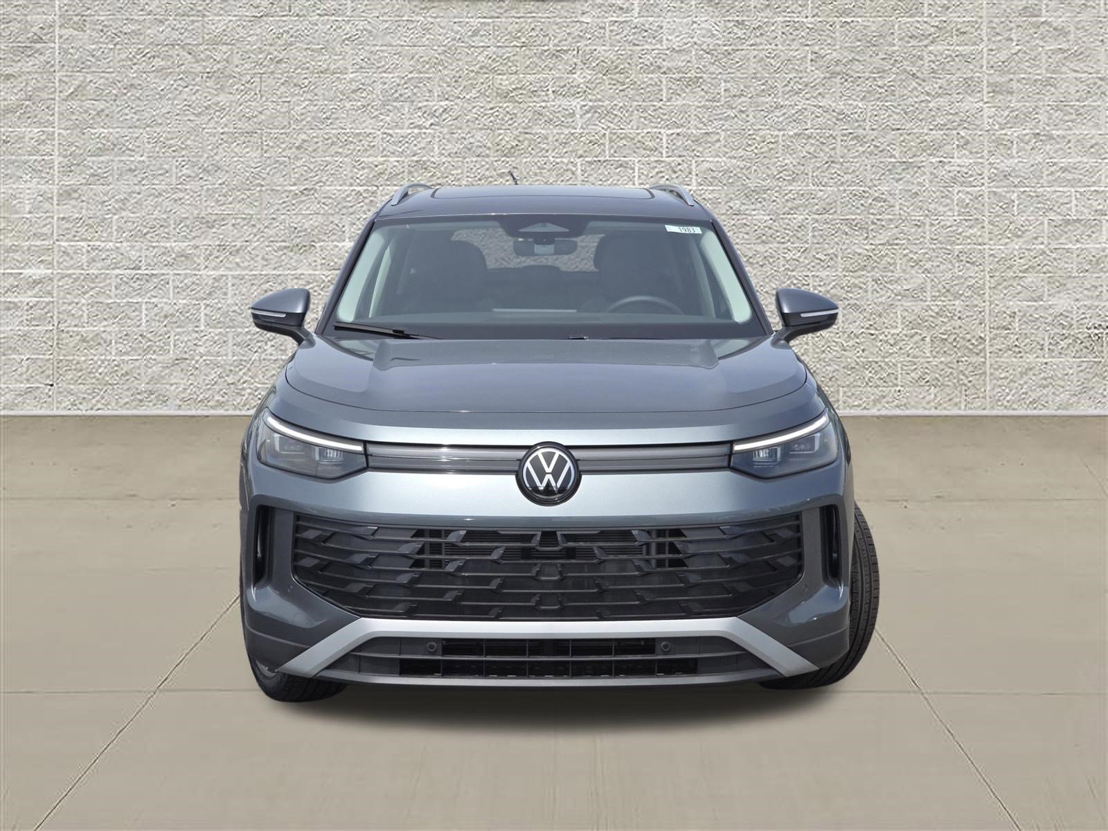 New 2026 Platinum Gray Metallic Volkswagen SE image 2