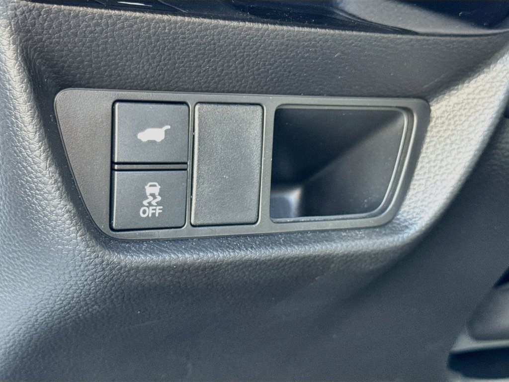 Used 2026  Acura Base image 23