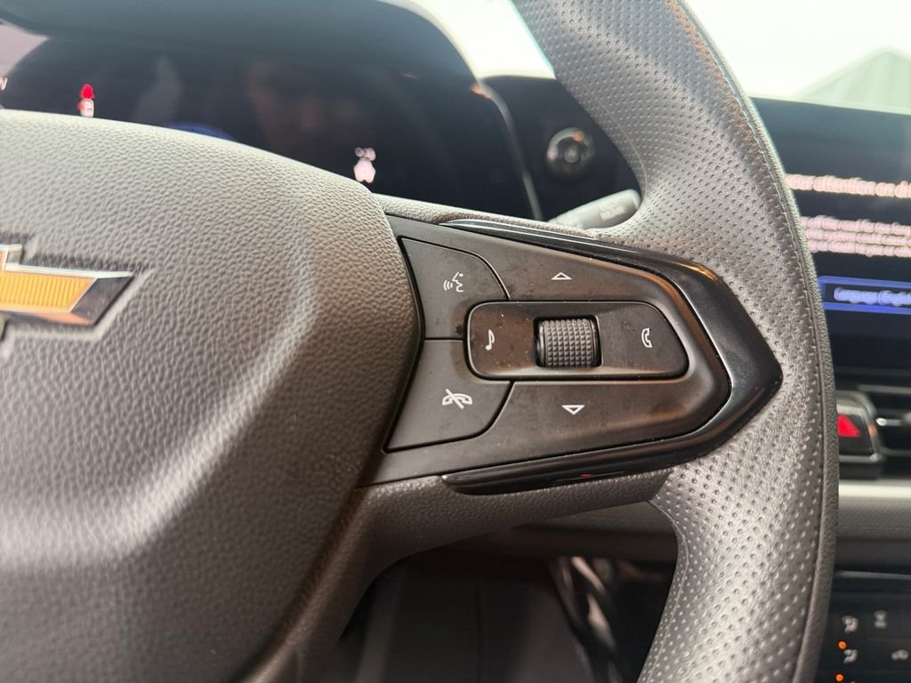 Used 2025 Black Chevrolet LT image 25