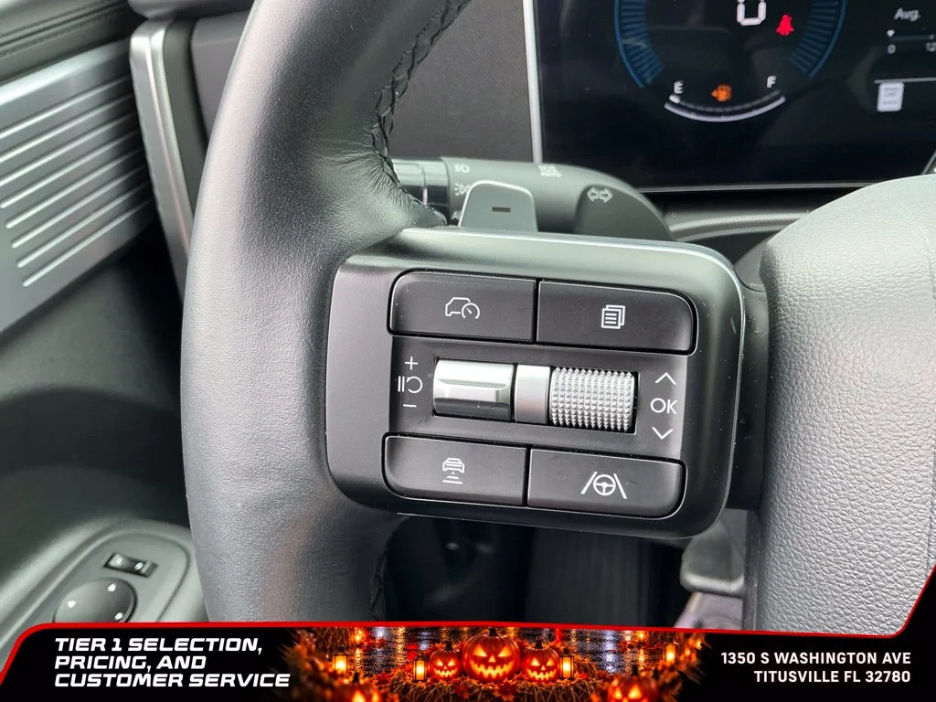 Used 2026 White Hyundai SEL image 28