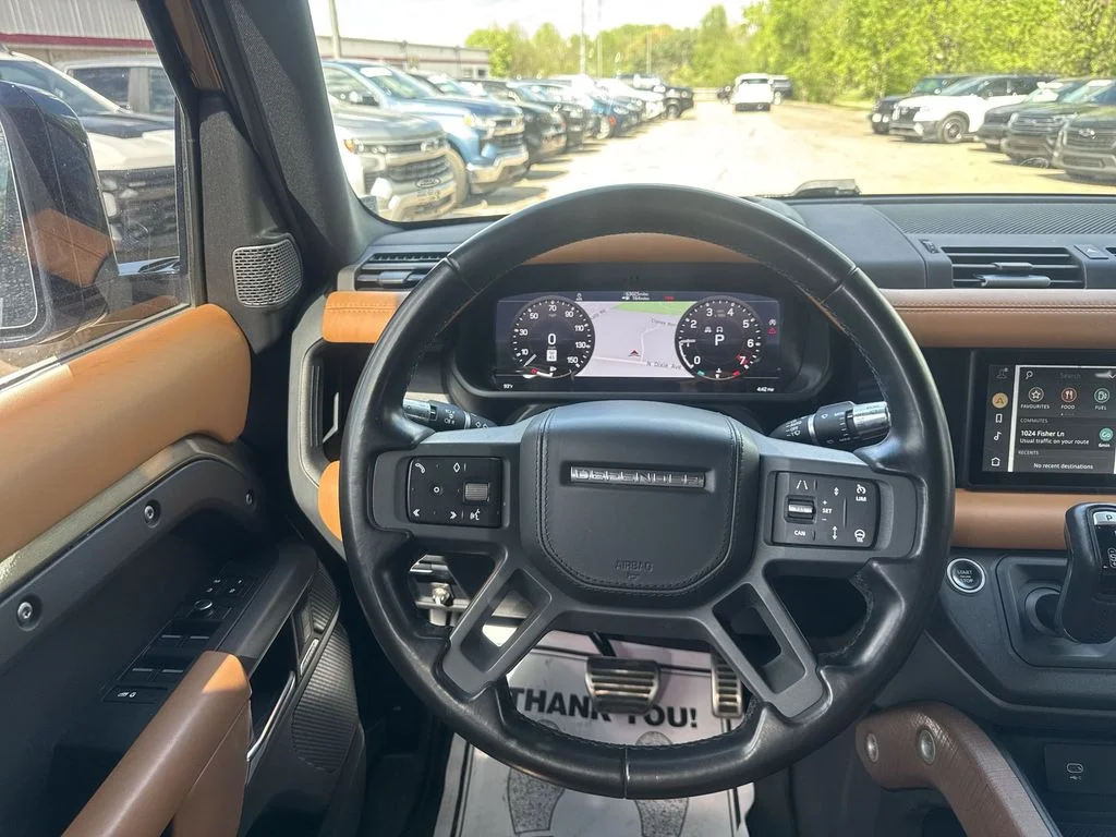 Used 2020  Land Rover X image 14