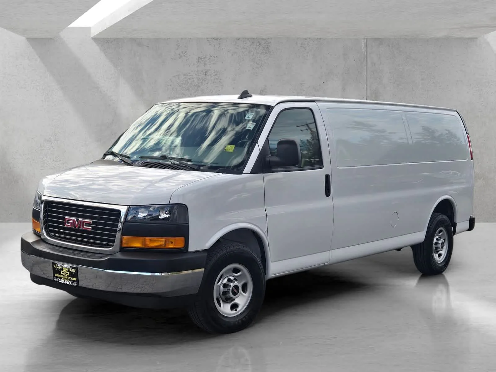Used 2023 SUMMIT WHITE GMC 1WT image 8
