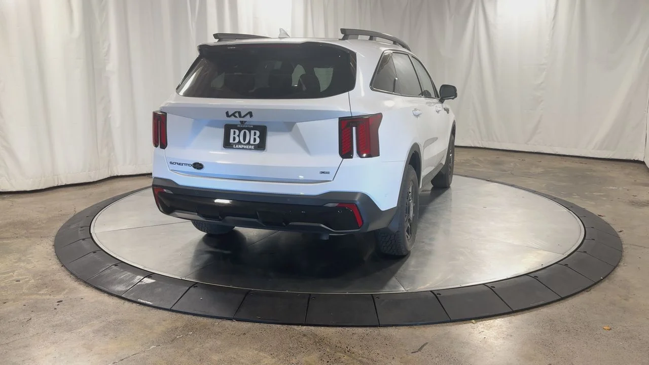 New 2026 White Pearl Kia X-Pro SX Prestige image 8