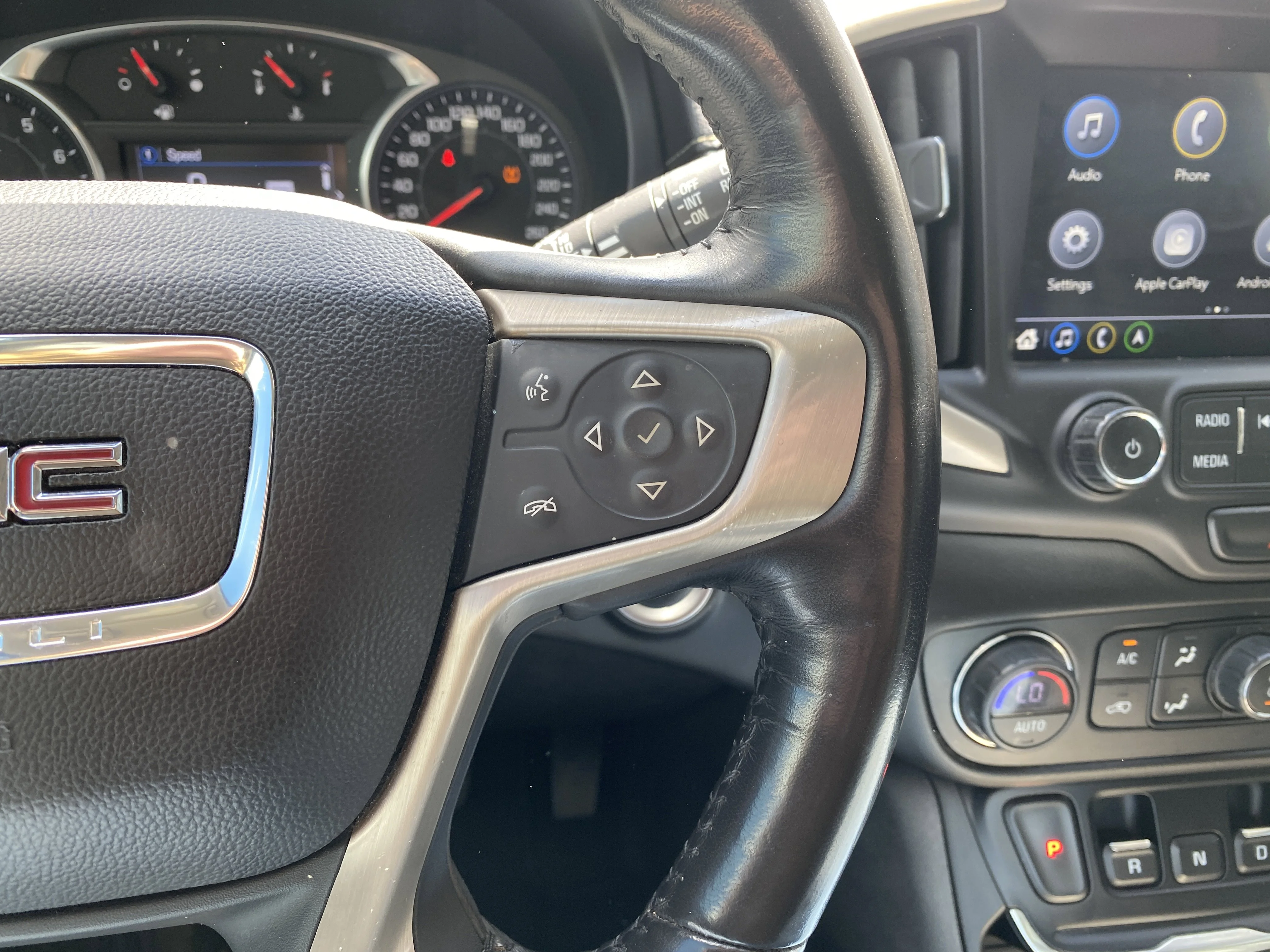 Used 2018 Black GMC Denali AWD image 13