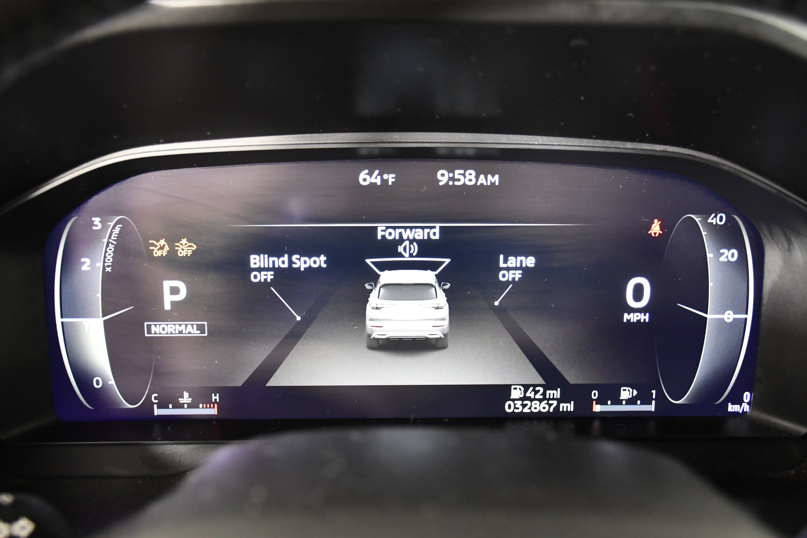Certified Used 2025 Gray Mitsubishi SEL image 18