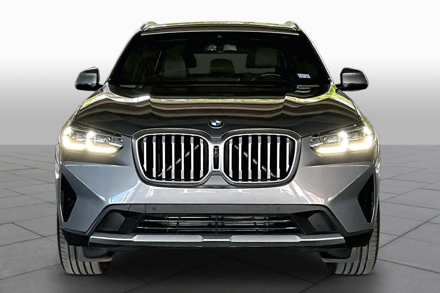 Used 2023 Skyscraper Gray Metallic BMW sDrive30i image 3