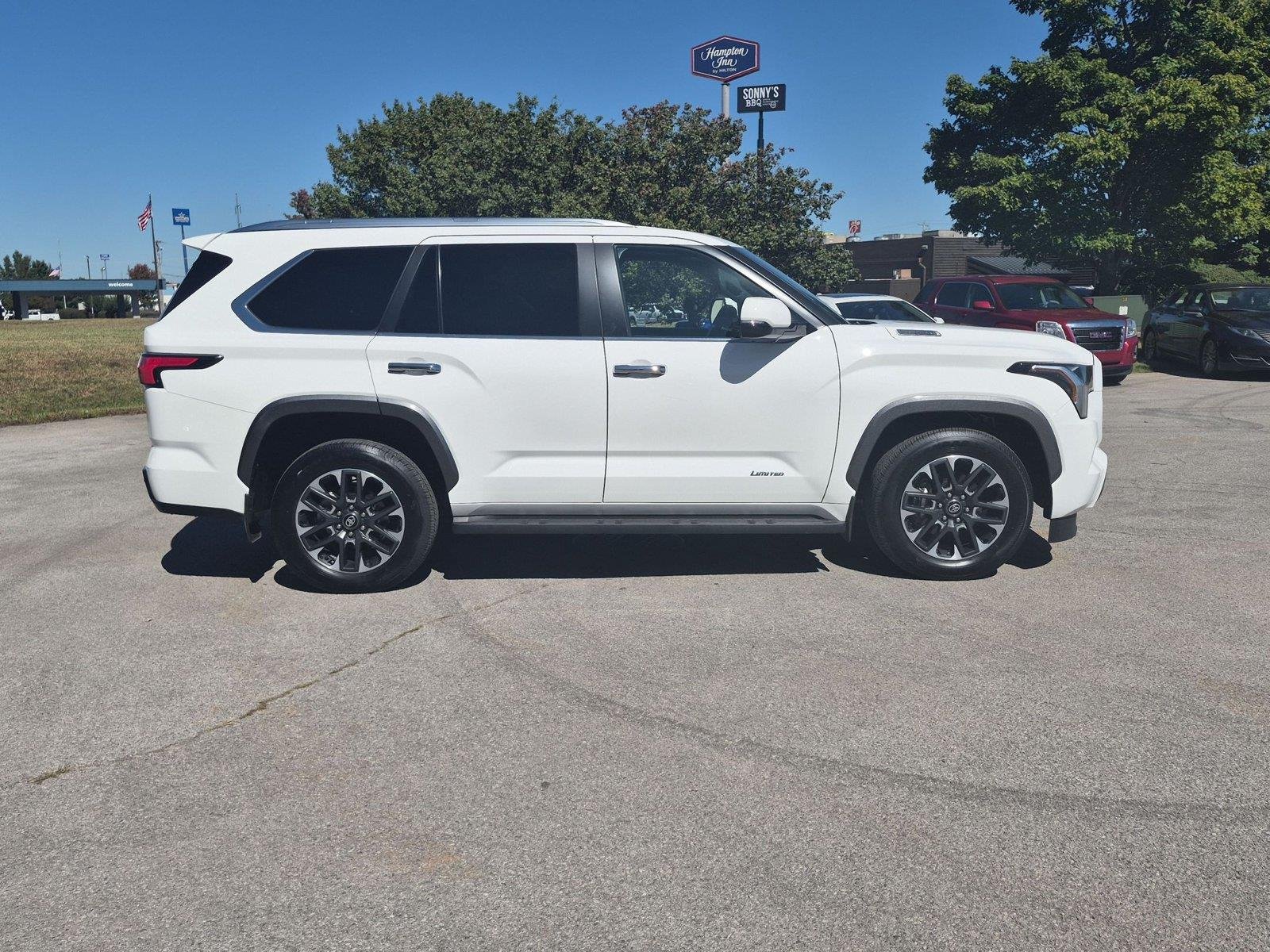 Used 2025 Ice Cap Toyota Limited image 6
