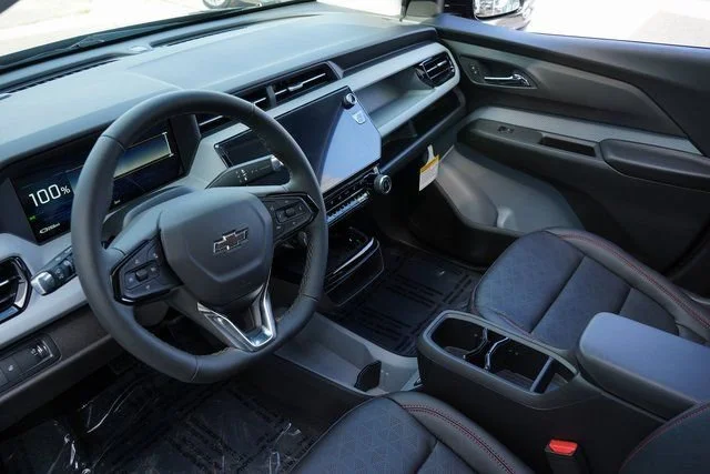 New 2027 Mosaic Black Metallic Chevrolet RS image 21