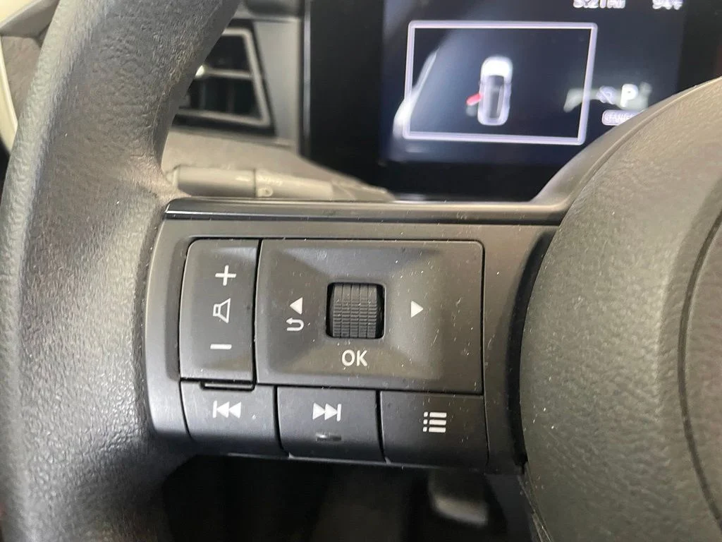 Used 2026 Brown Nissan SV image 12