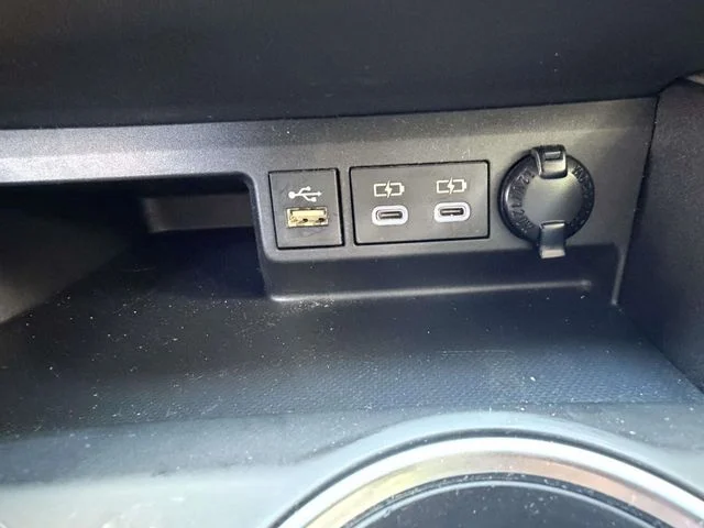 2023 Toyota Highlander XLE - Photo 23
