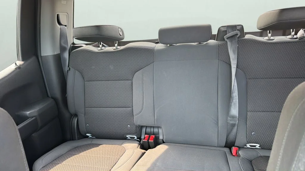 Used 2019 White Chevrolet Custom image 16
