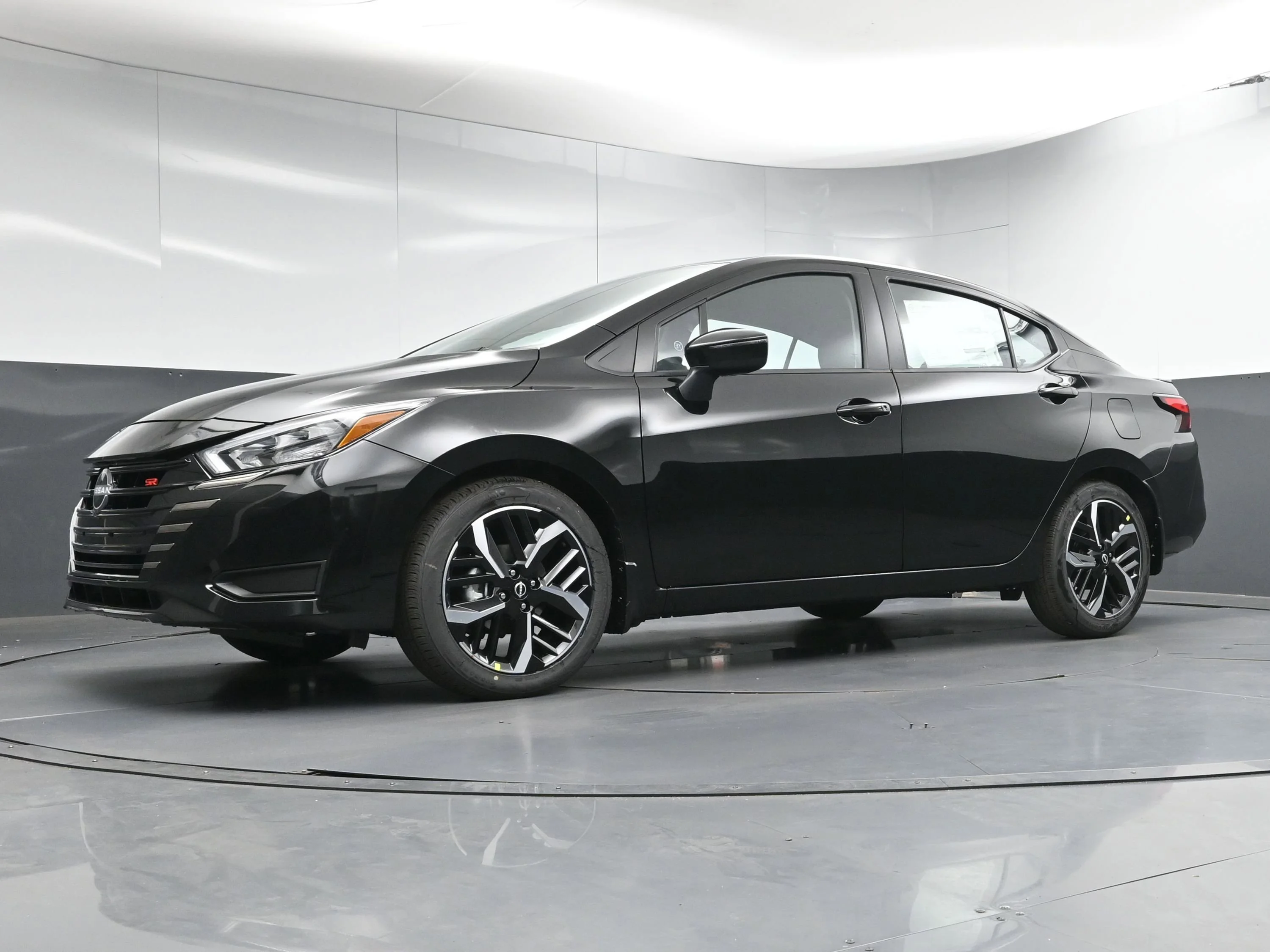 Used 2025 Super Black Nissan SR image 20