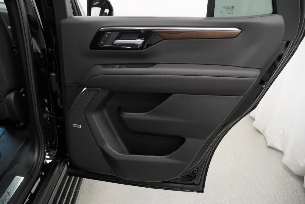 New 2026 Black Chevrolet High Country image 29
