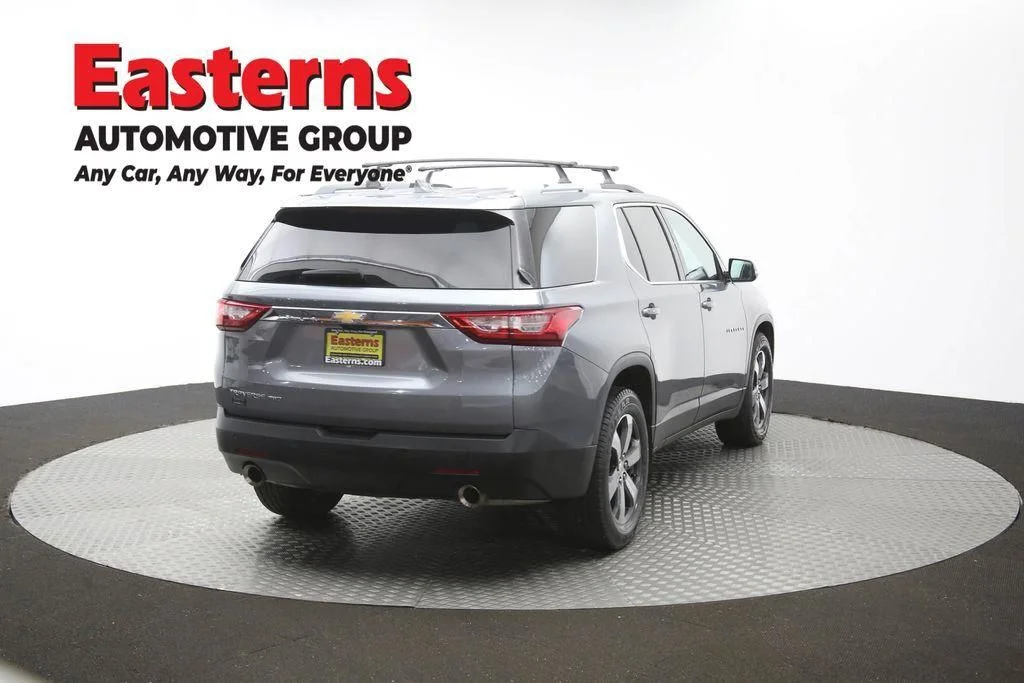 Used 2018 Gray Chevrolet 3LT image 44