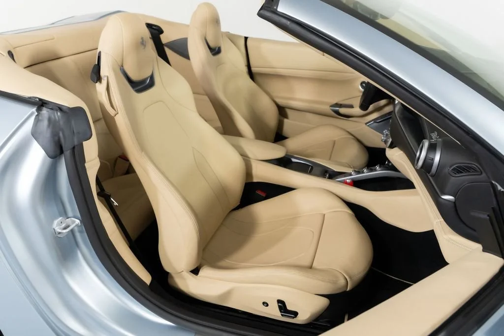 Used 2022 Grigio Alloy Ferrari Base image 44