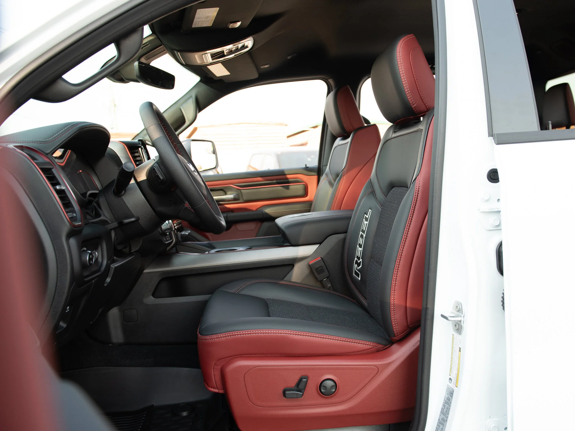 New 2026 White RAM Rebel* Crew Cab 4x4, 33 Inch A/T Tires, Heated Seats, Nav, Alpine Audio image 26