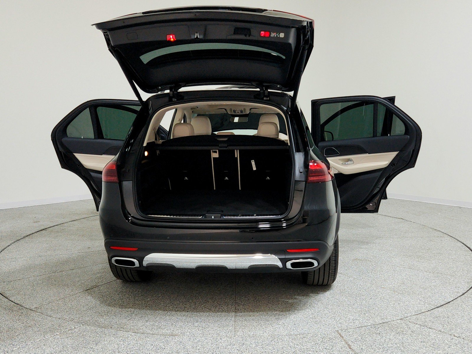 Certified Used 2025 Black Mercedes-Benz GLE 350 image 20